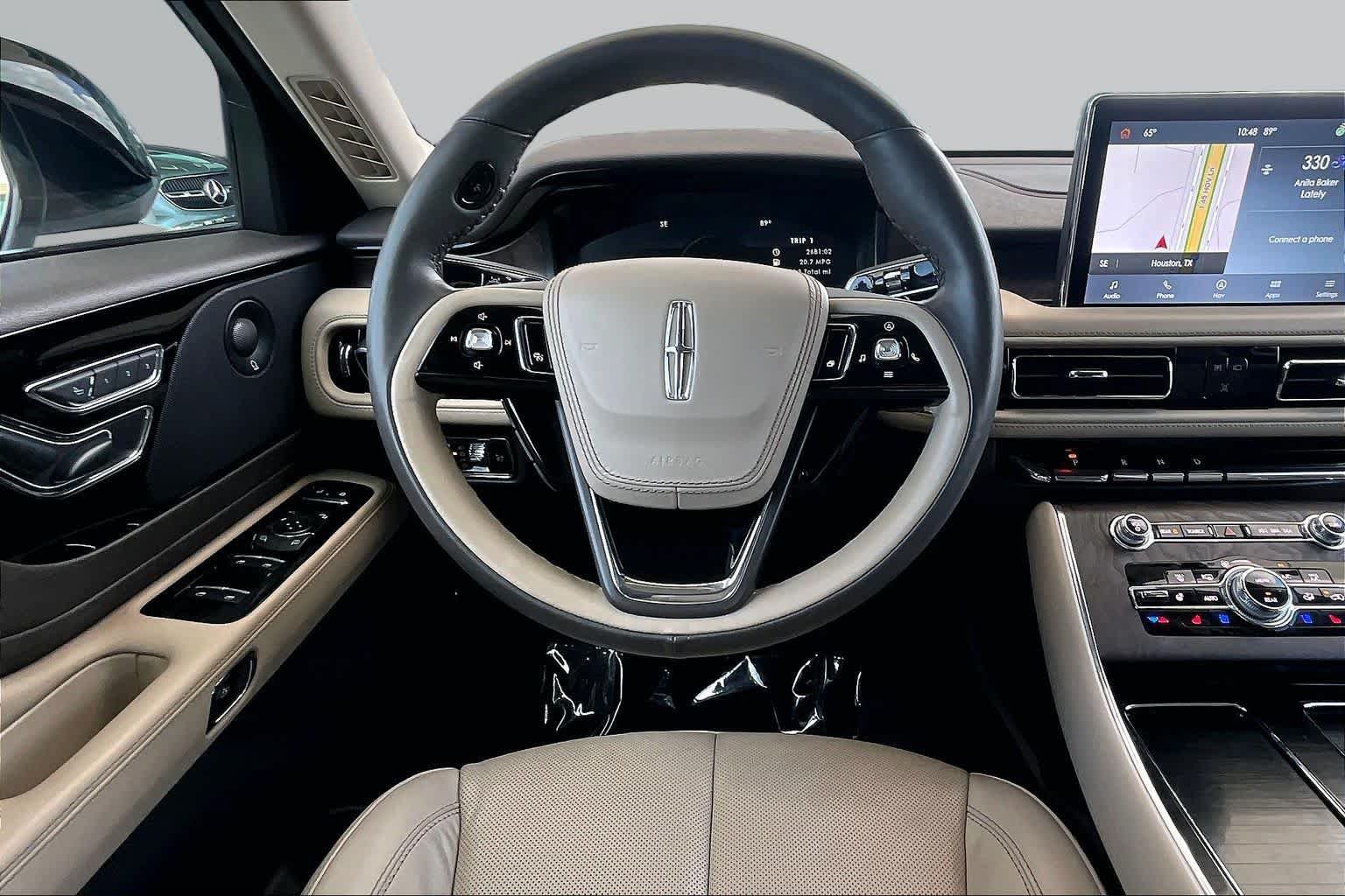 Used 2023 Lincoln Aviator Reserve w/ Elements Package Plus RWD image 6