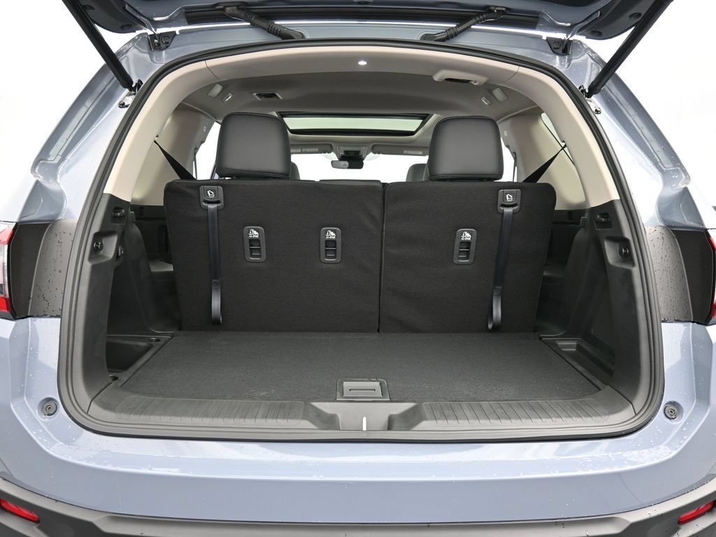 New 2025 Honda Pilot Touring image 24
