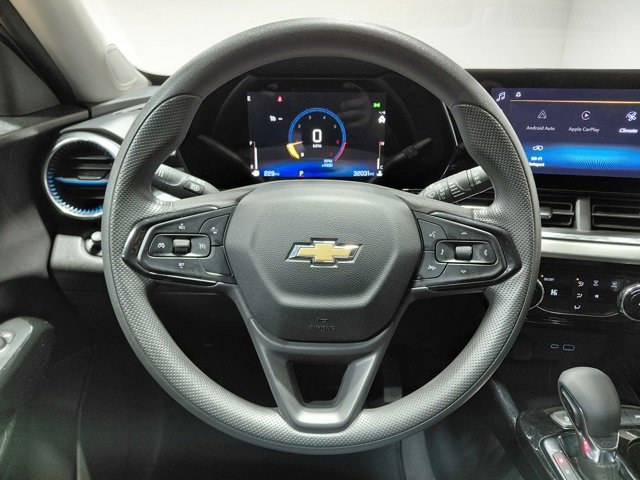 Used 2025 Chevrolet Trax LT image 20