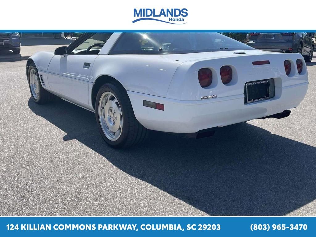 Used 1995 Chevrolet Corvette Coupe RWD image 4
