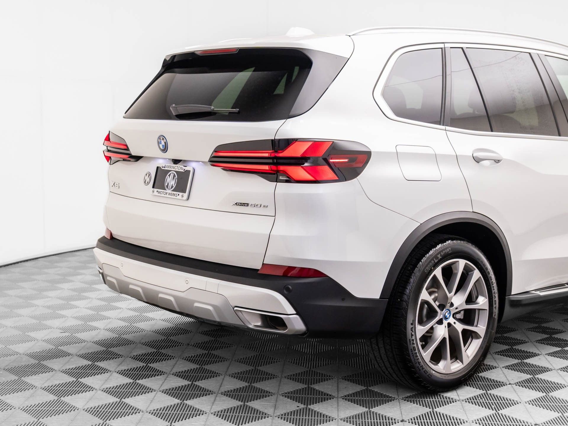 Certified 2024 BMW X5 xDrive50e w/ Executive Package image 38