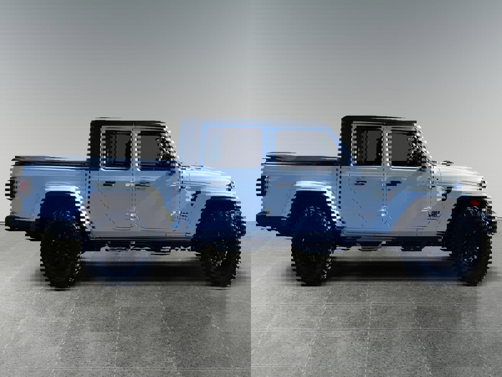 Used 2023 Jeep Gladiator Sport image 6