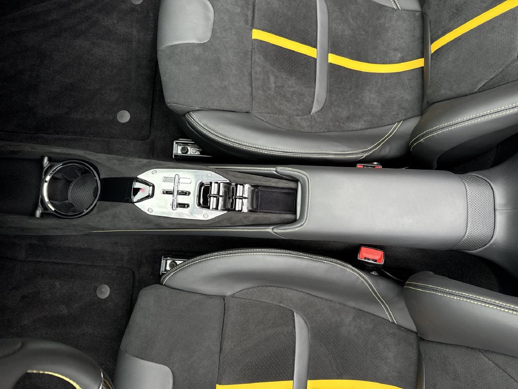 Certified 2024 Ferrari SF90 Spider AWD/4WD image 21