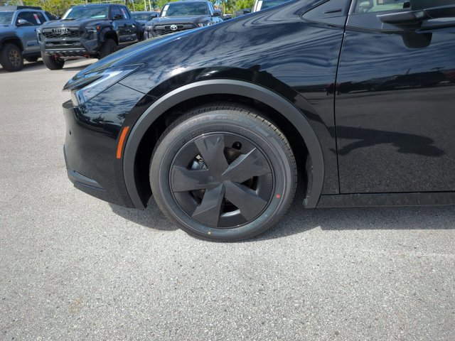 New 2026 Toyota Prius LE image 10