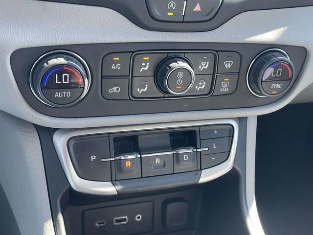 Used 2024 GMC Terrain SLE w/ Driver Convenience Package AWD/4WD image 21
