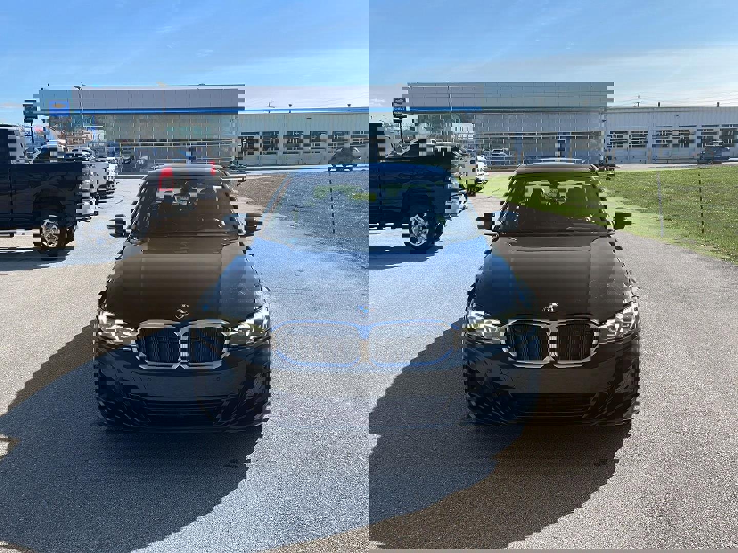 Used 2024 BMW 330e 330e image 8