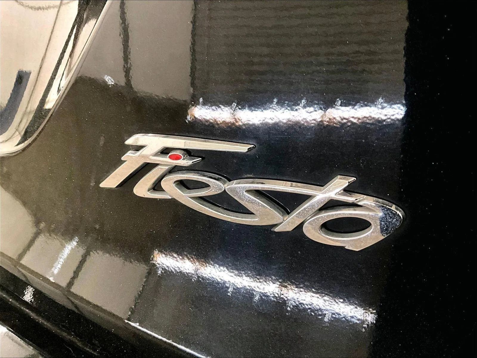 Certified 2019 Ford Fiesta SE image 13