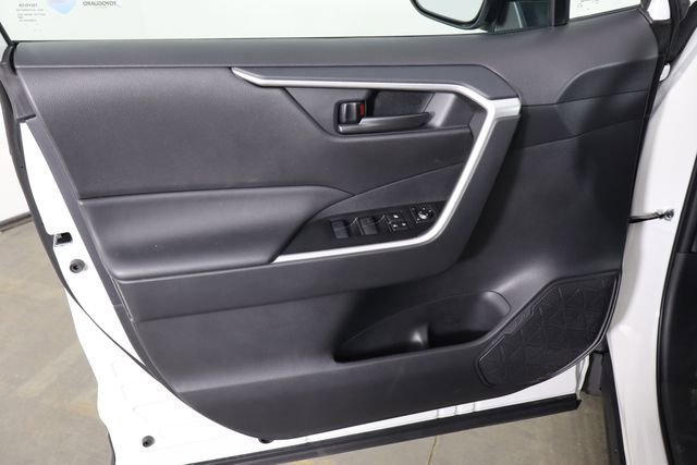 Used 2025 Toyota RAV4 LE image 20