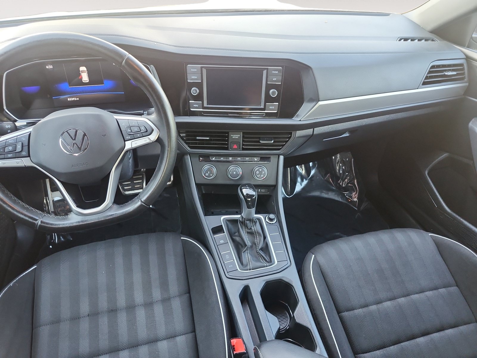 Used 2024 Volkswagen Jetta Sport FWD image 11