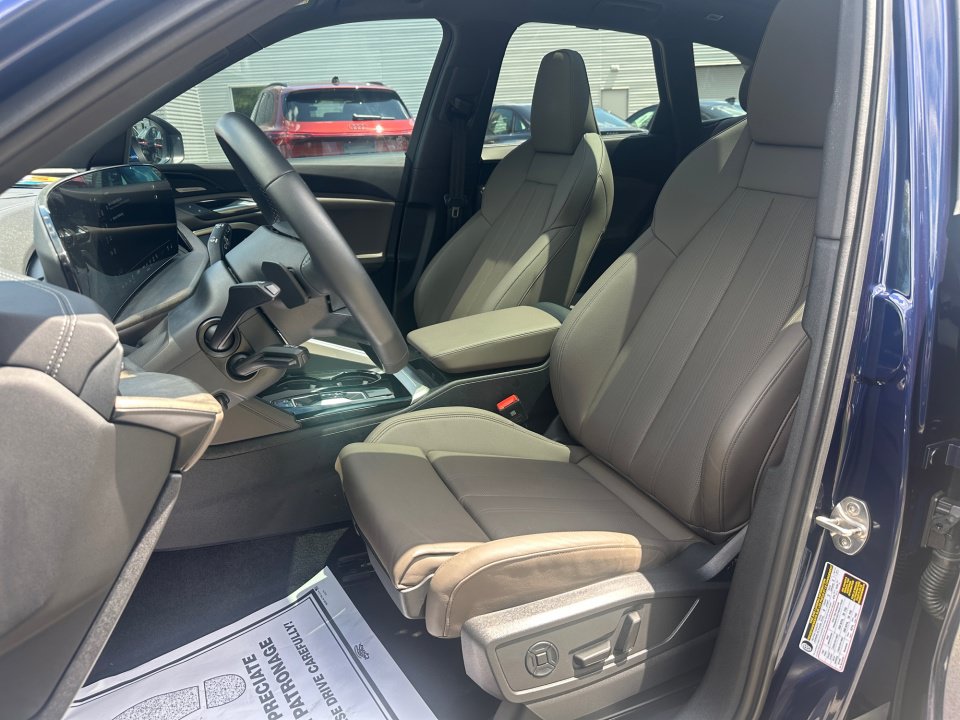 Certified 2025 Audi Q5 Prestige AWD/4WD image 30