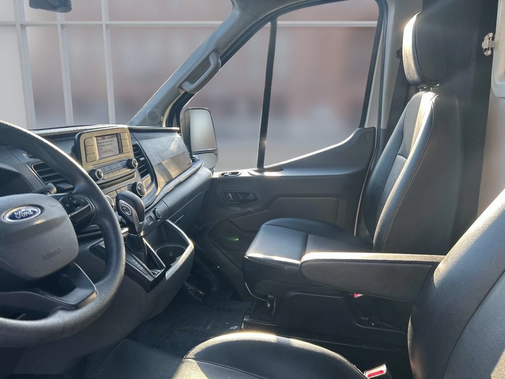 Used 2023 Ford Transit 150 Medium Roof RWD image 21