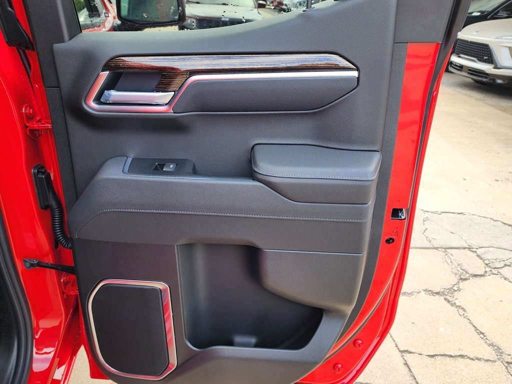 New 2026 GMC Sierra 1500 Elevation image 39