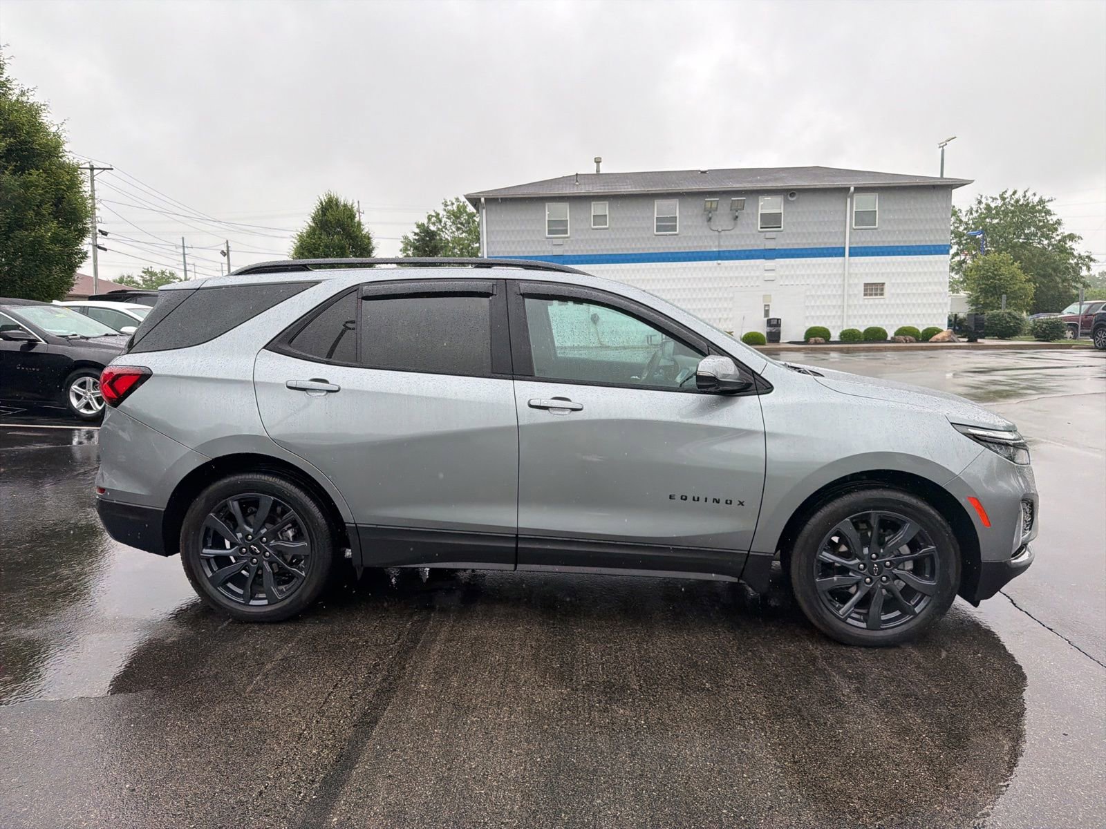 Used 2024 Chevrolet Equinox RS w/ RS Leather Package FWD image 6