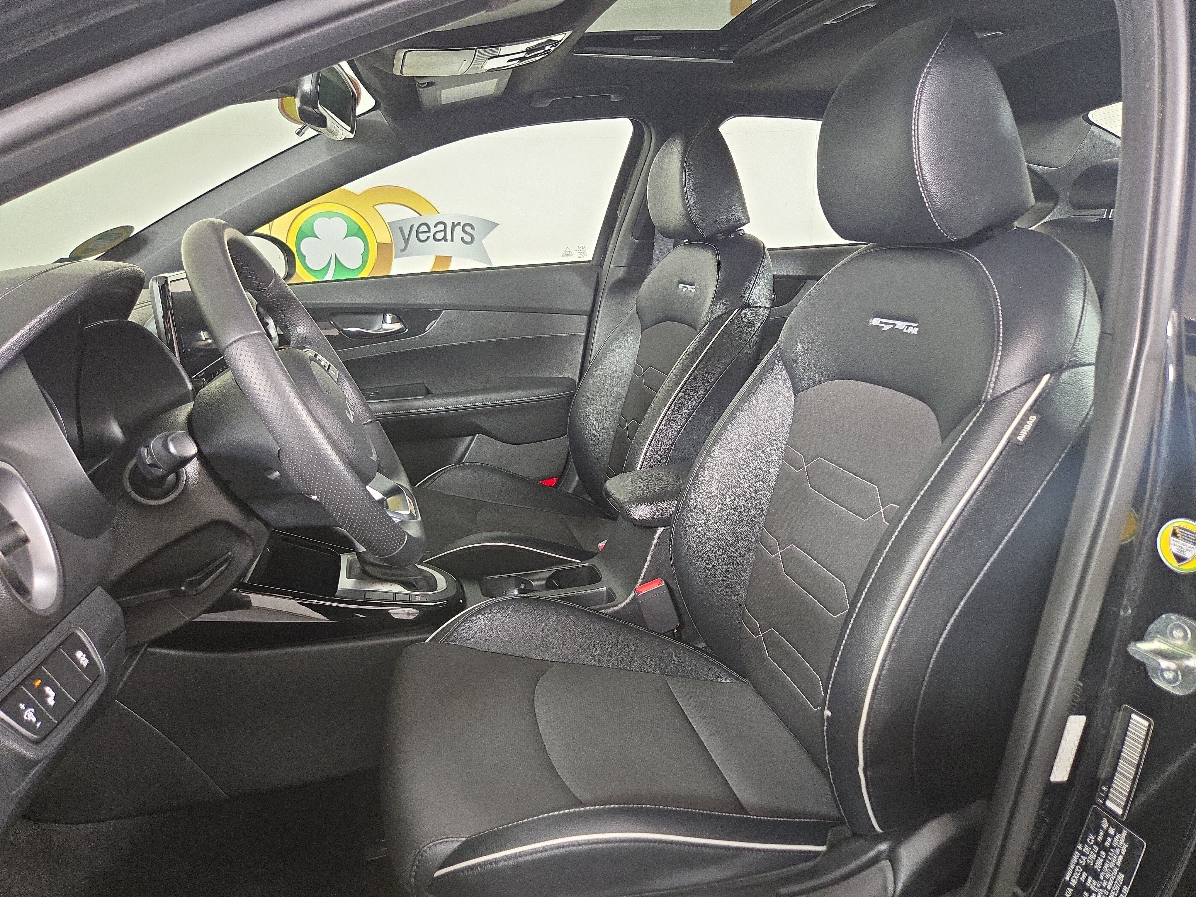 Used 2023 Kia Forte GT-Line w/ GT-Line Premium Package FWD image 11