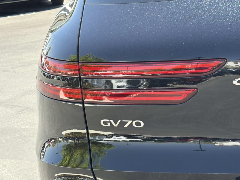 Used 2023 Genesis Electrified GV70 AWD/4WD image 26