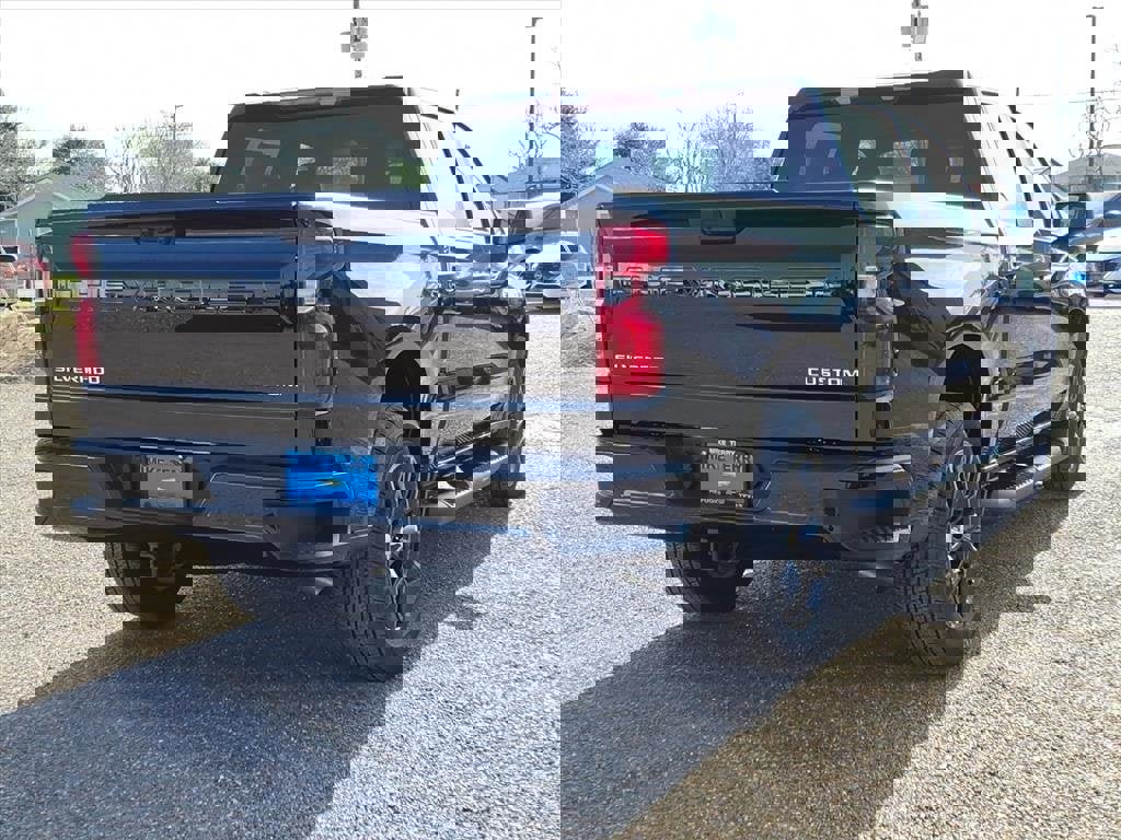 New 2026 Chevrolet Silverado 1500 Custom image 4