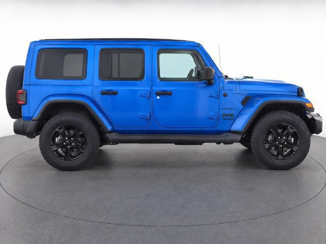 Used 2022 Jeep Wrangler Unlimited Sahara AWD/4WD image 8