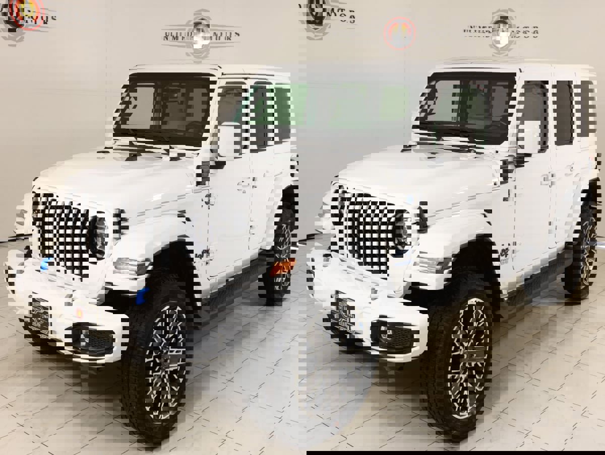 Used 2022 Jeep Wrangler Unlimited Sahara image 5