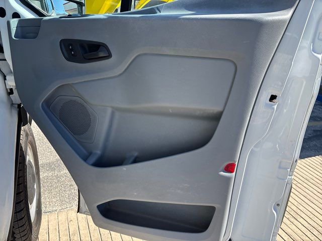 Used 2018 Ford Transit 350 XL image 24
