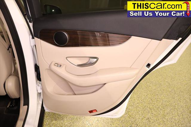 Used 2021 Mercedes-Benz GLC 300 w/ Premium Package image 38