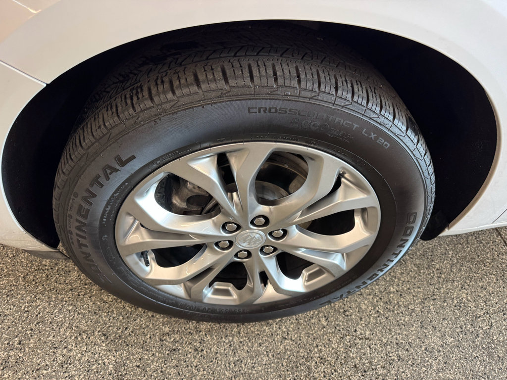 Used 2021 Buick Enclave Avenir w/ Avenir Technology Package FWD image 15