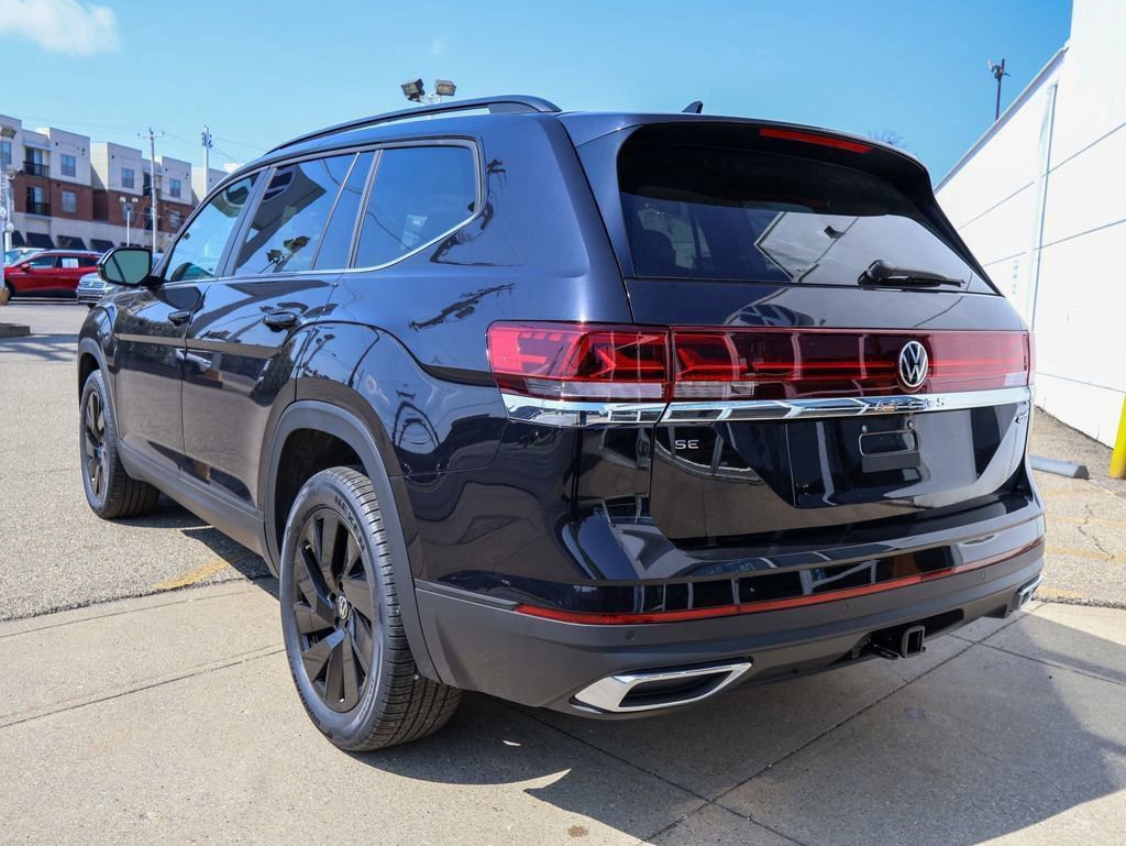 New 2026 Volkswagen Atlas SE image 3