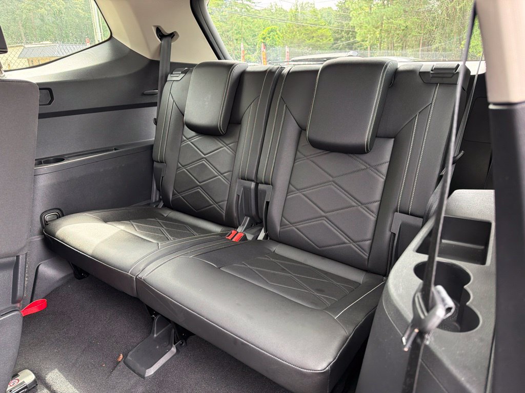 Used 2025 Volkswagen Atlas SE FWD image 20