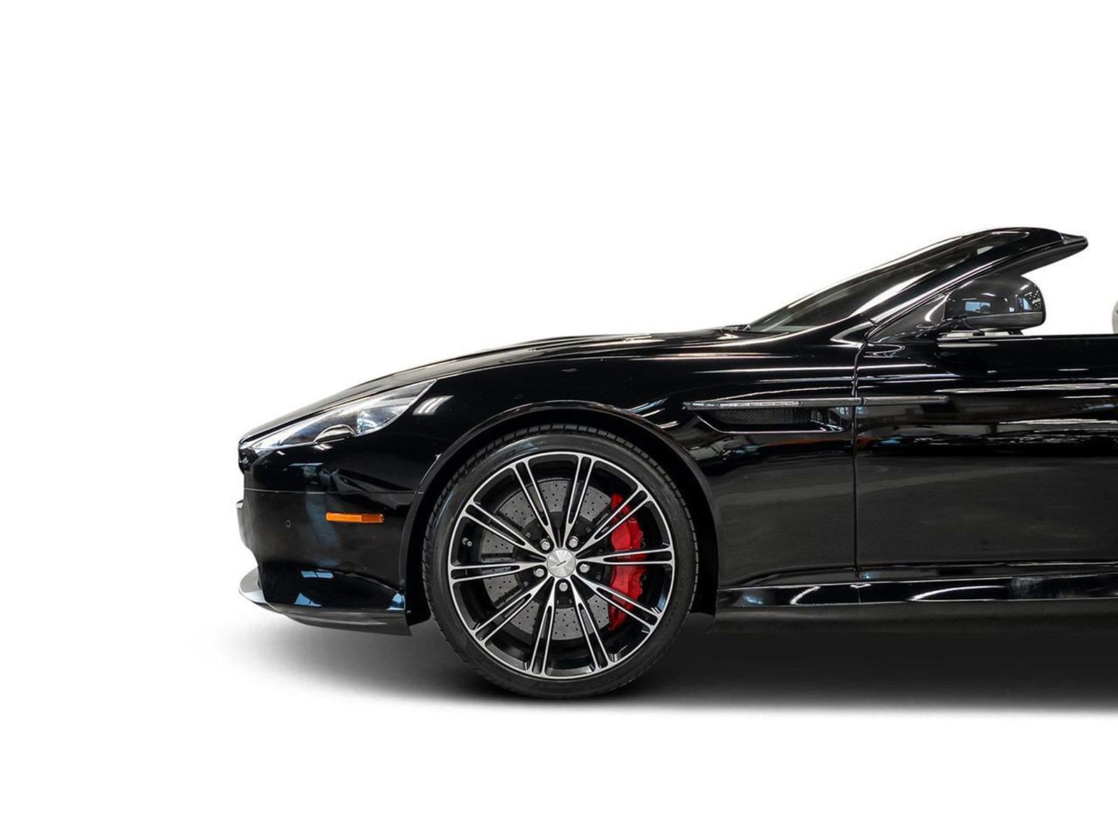 Used 2015 Aston Martin DB9 Volante image 16