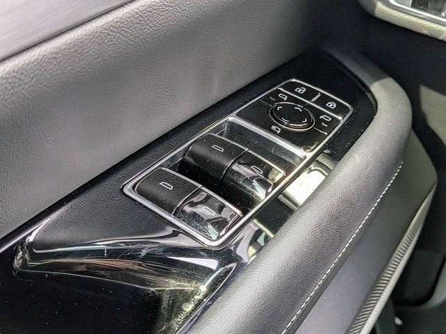 New 2027 Cadillac Vistiq Sport w/ LPO, Floor Liner Package AWD/4WD image 26