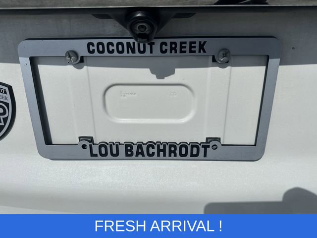 Used 2022 Lincoln Corsair Reserve w/ Equipment Group 201A image 13