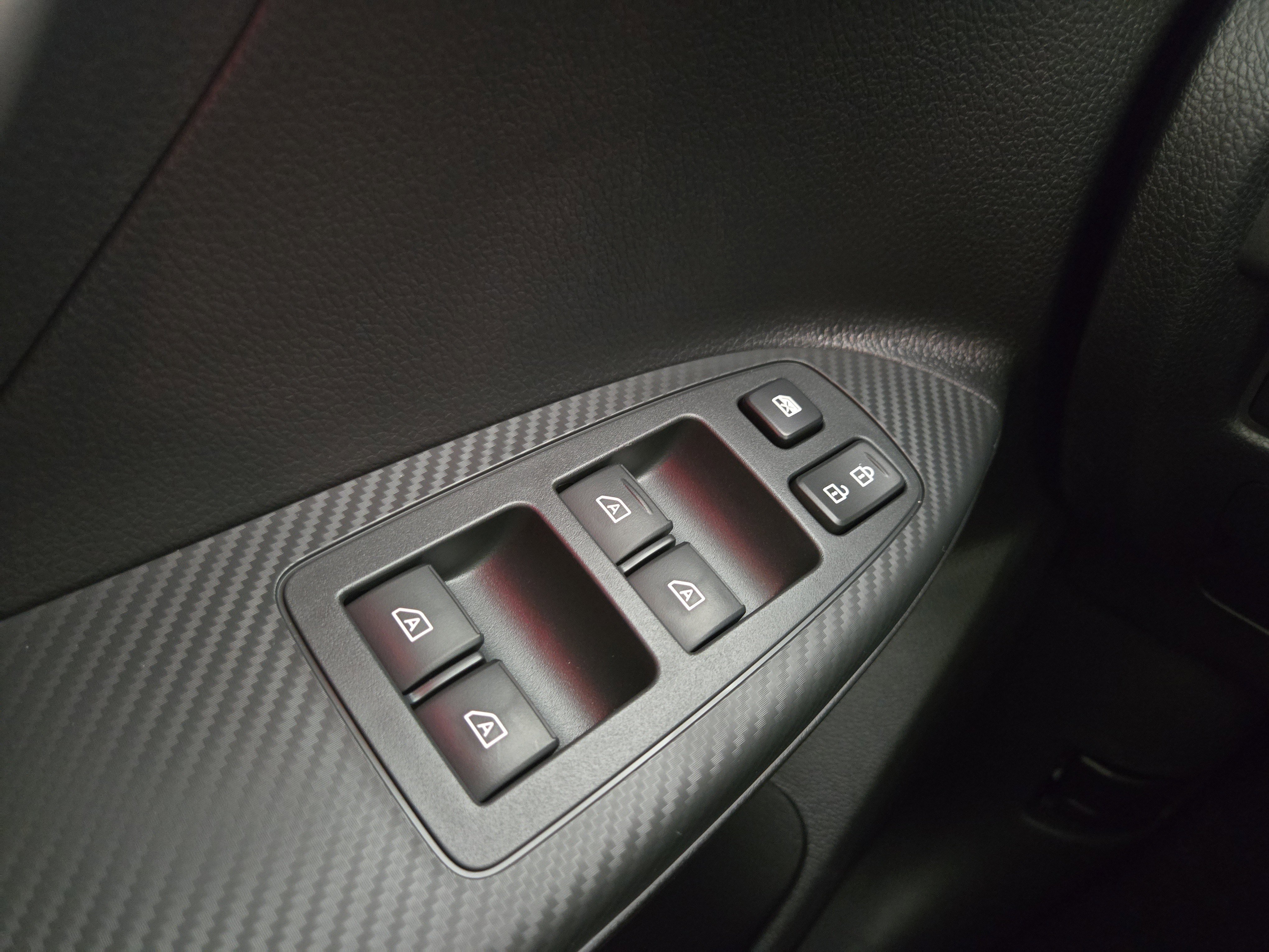 New 2026 Mitsubishi Eclipse Cross SEL image 30