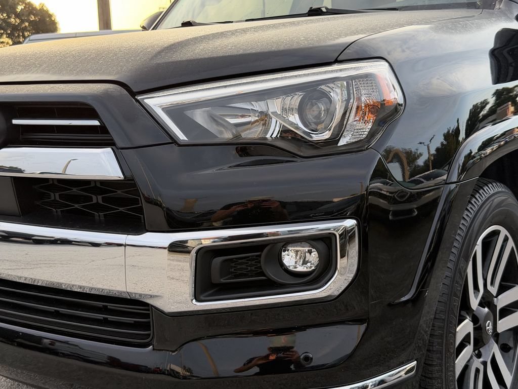 Used 2023 Toyota 4Runner Limited RWD image 10