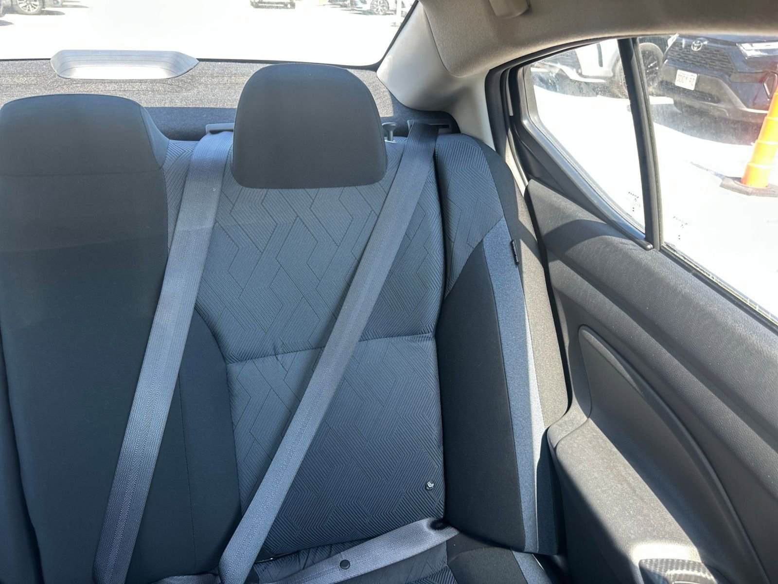 Used 2025 Nissan Versa SV FWD image 35