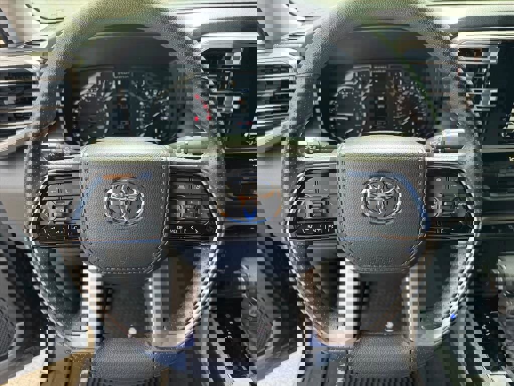 Used 2022 Toyota Tundra SR5 image 22