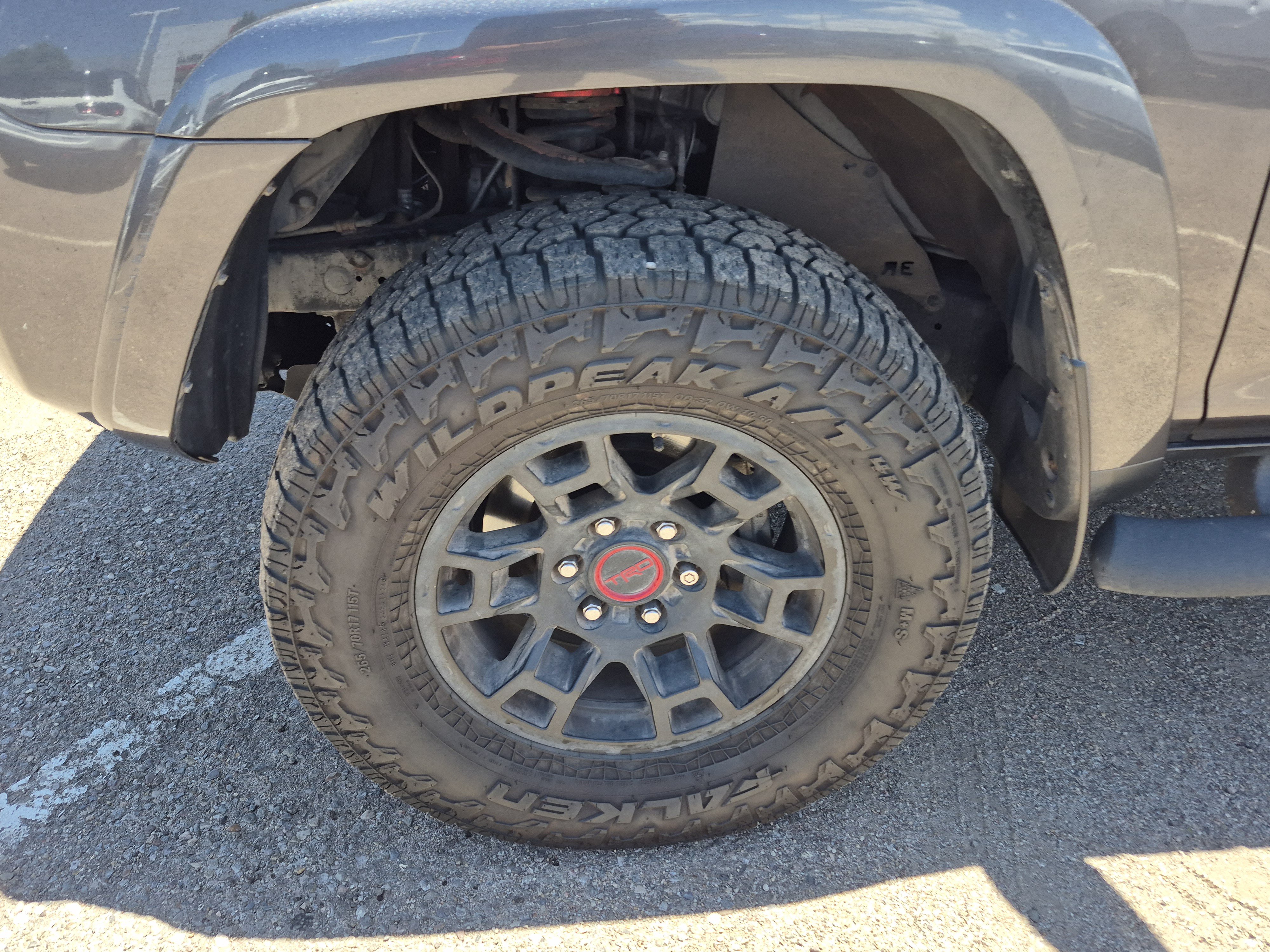 Used 2018 Toyota 4Runner SR5 Premium AWD/4WD image 29
