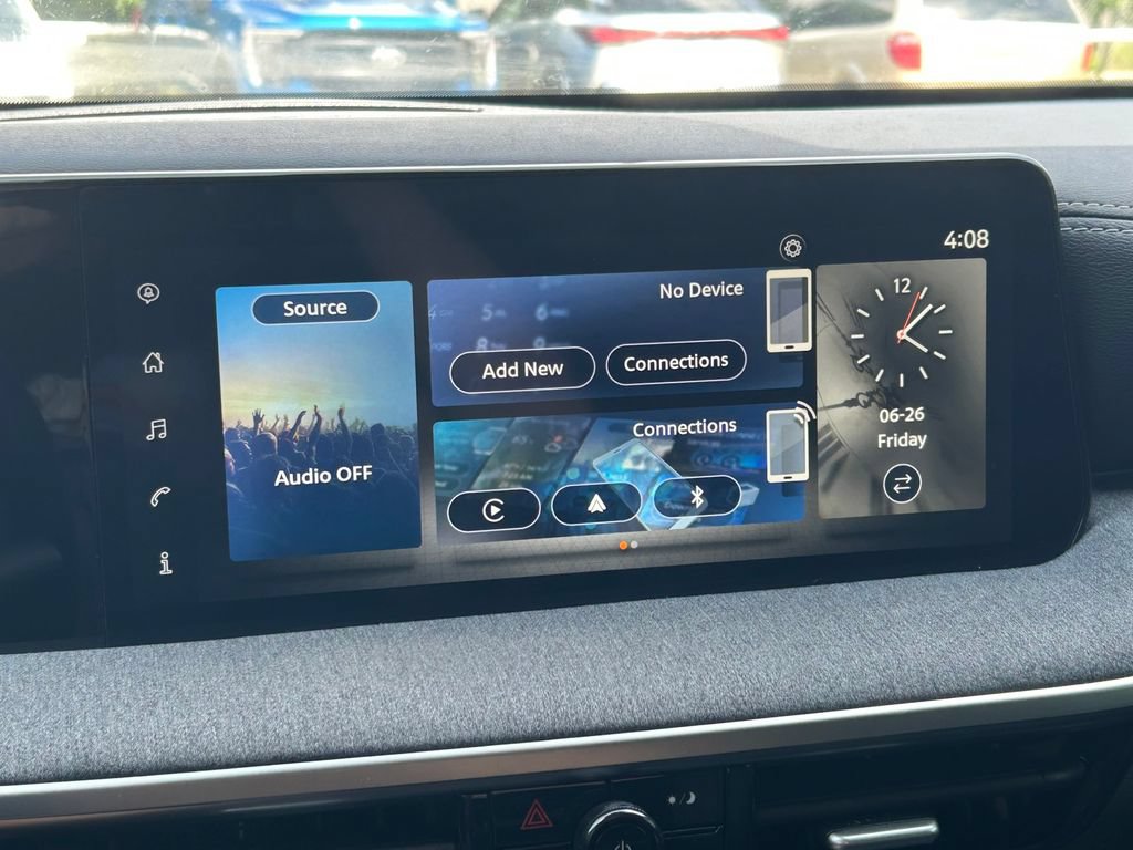 Used 2025 Nissan Kicks SV w/ Charging Package FWD image 27