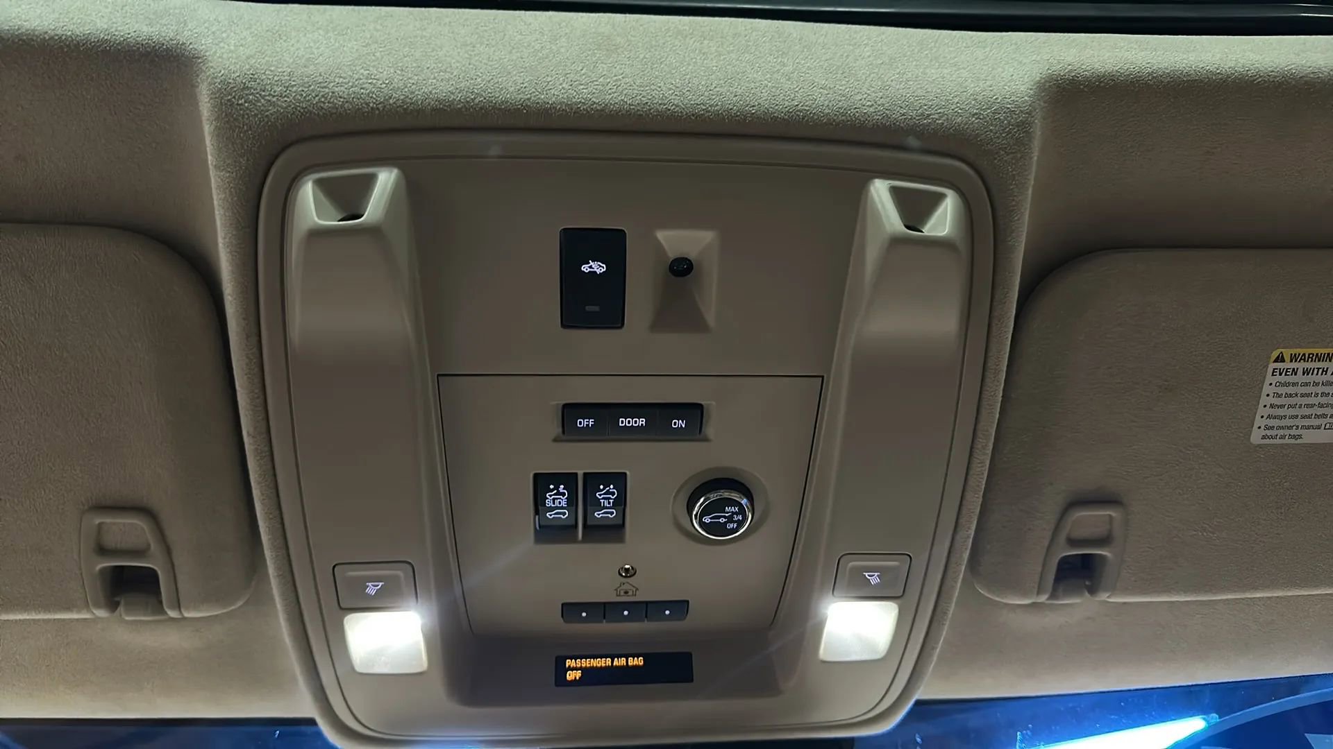 Used 2016 Cadillac Escalade Platinum image 36