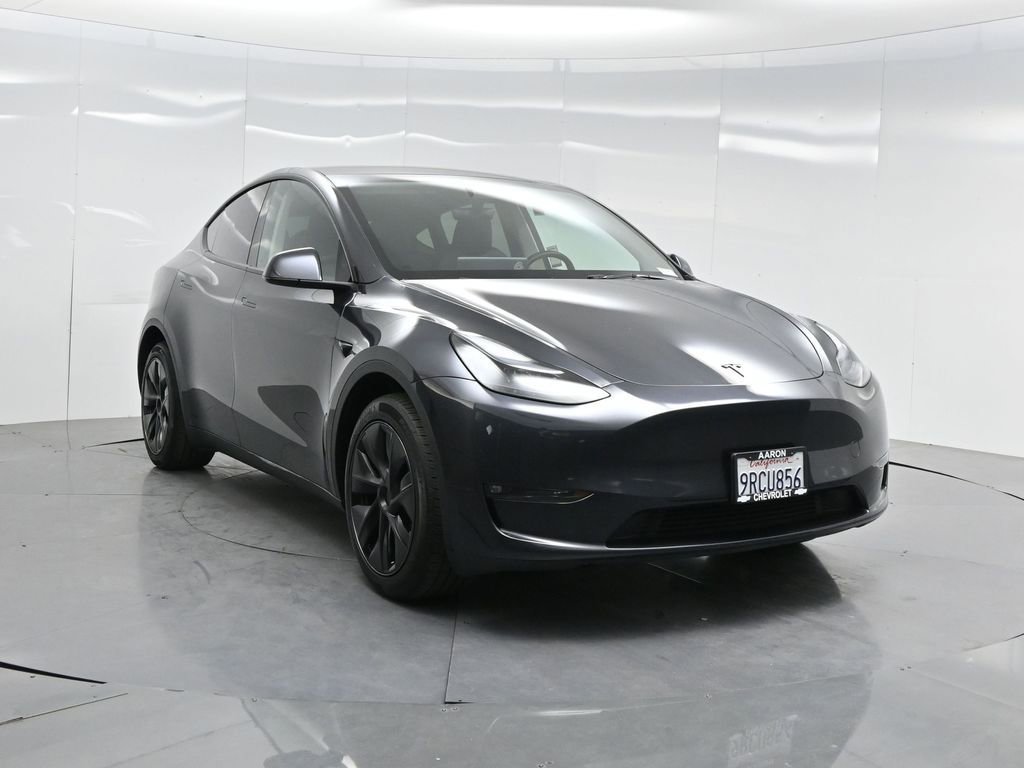 Used 2025 Tesla Model Y Long Range image 70