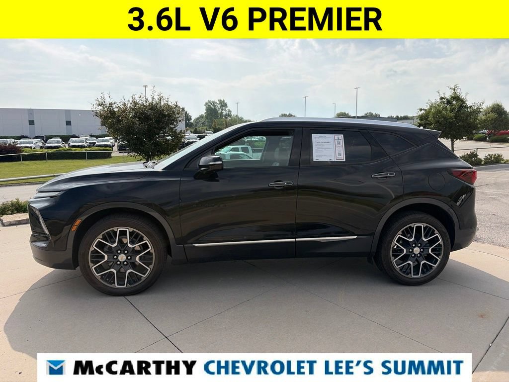 Used 2023 Chevrolet Blazer Premier w/ Driver Confidence II Package FWD image 5
