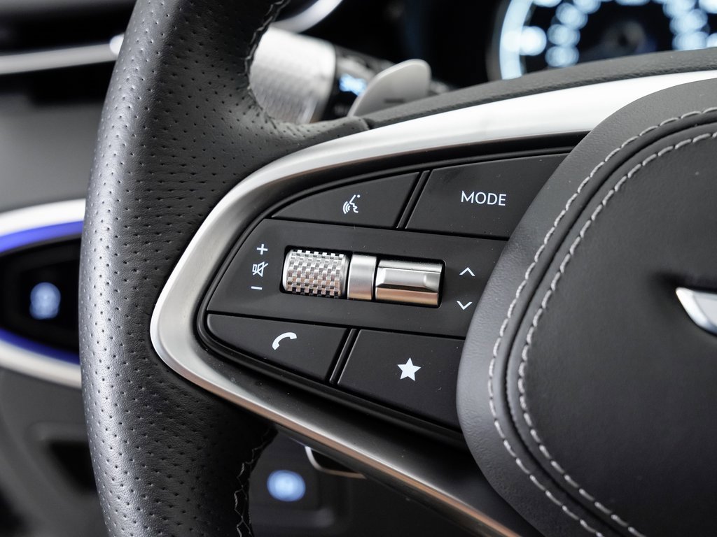 Used 2025 Genesis GV70 3.5T Sport w/ Sport Advanced Package image 13