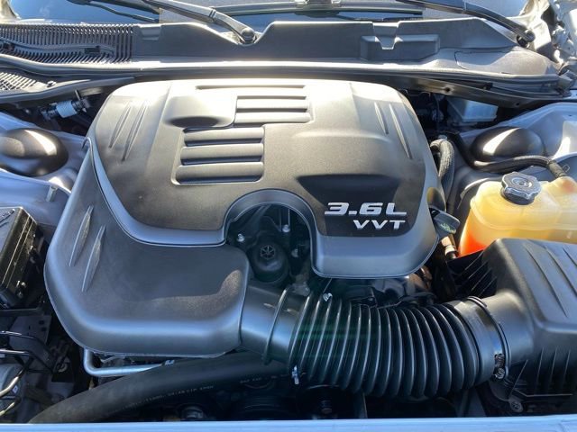 Used 2021 Dodge Challenger SXT image 21