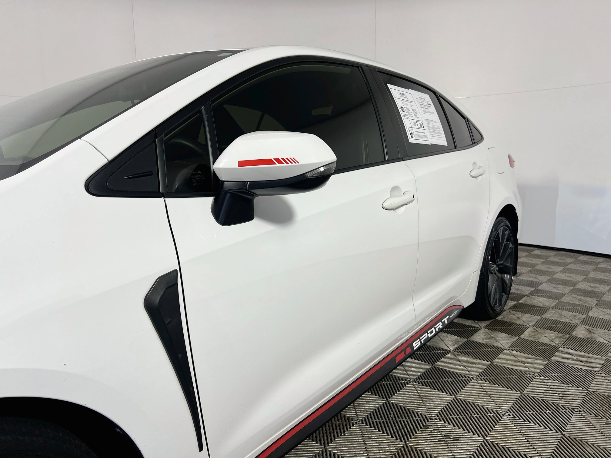 Used 2023 Toyota Corolla SE FWD image 13