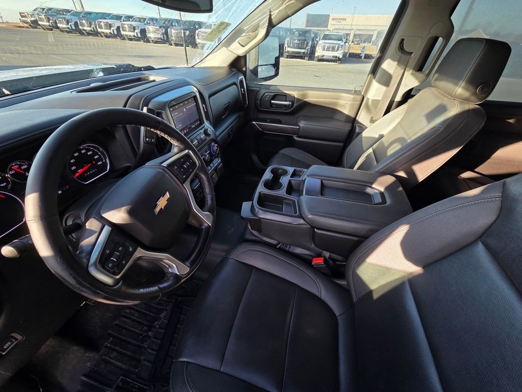 Used 2022 Chevrolet Silverado 2500 LTZ w/ Z71 Off-Road Package image 10