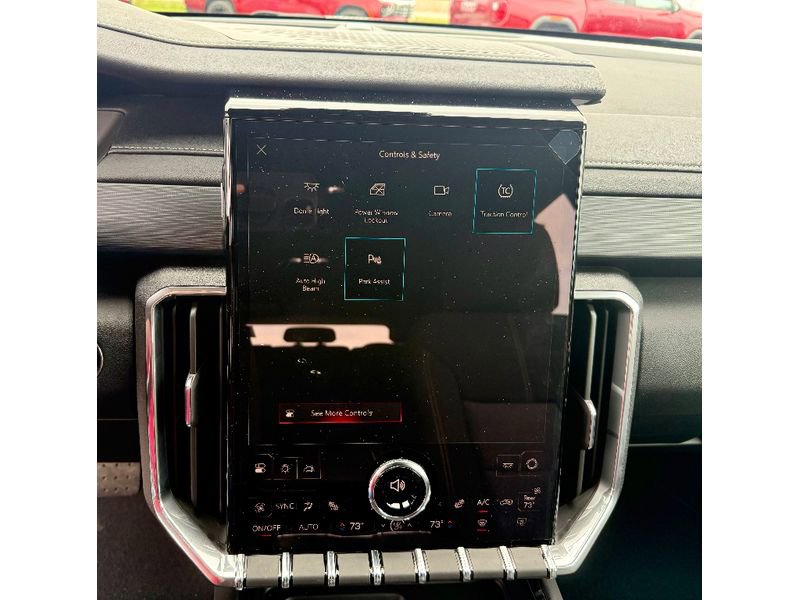 New 2025 GMC Acadia Elevation image 20