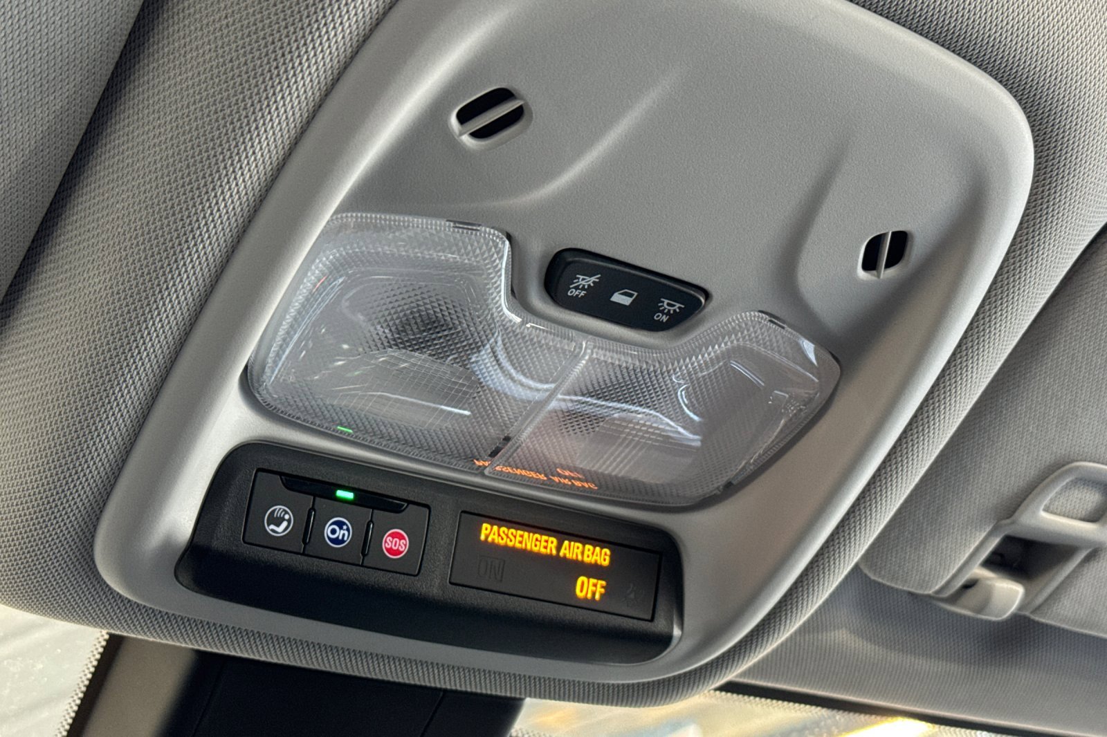 Used 2023 Chevrolet Bolt EUV LT w/ Comfort Package image 22