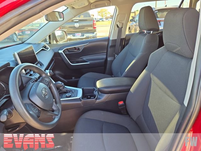Used 2025 Toyota RAV4 LE image 20