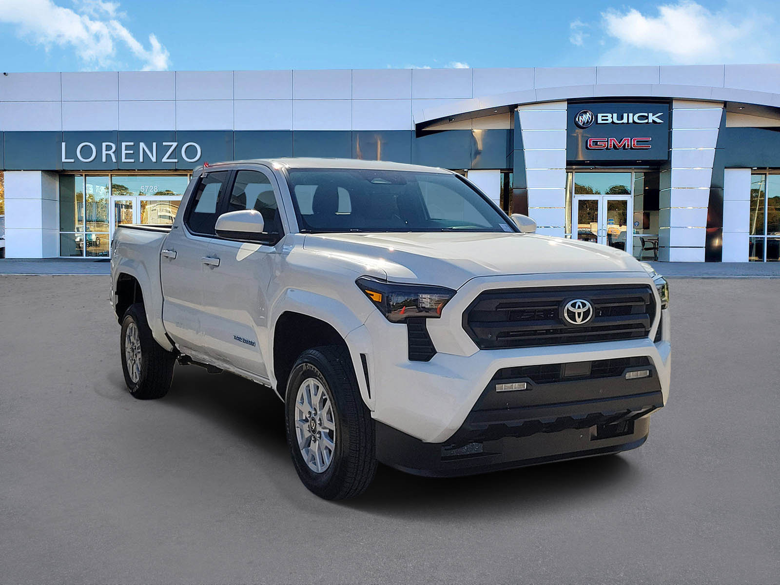 Used 2024 Toyota Tacoma SR5 RWD image 3