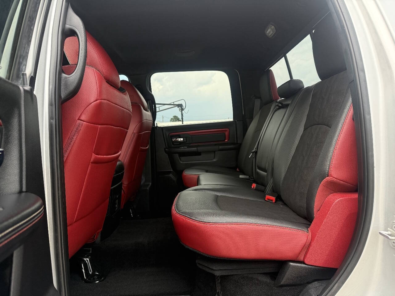 Used 2016 RAM 1500 Rebel w/ Luxury Group AWD/4WD image 4