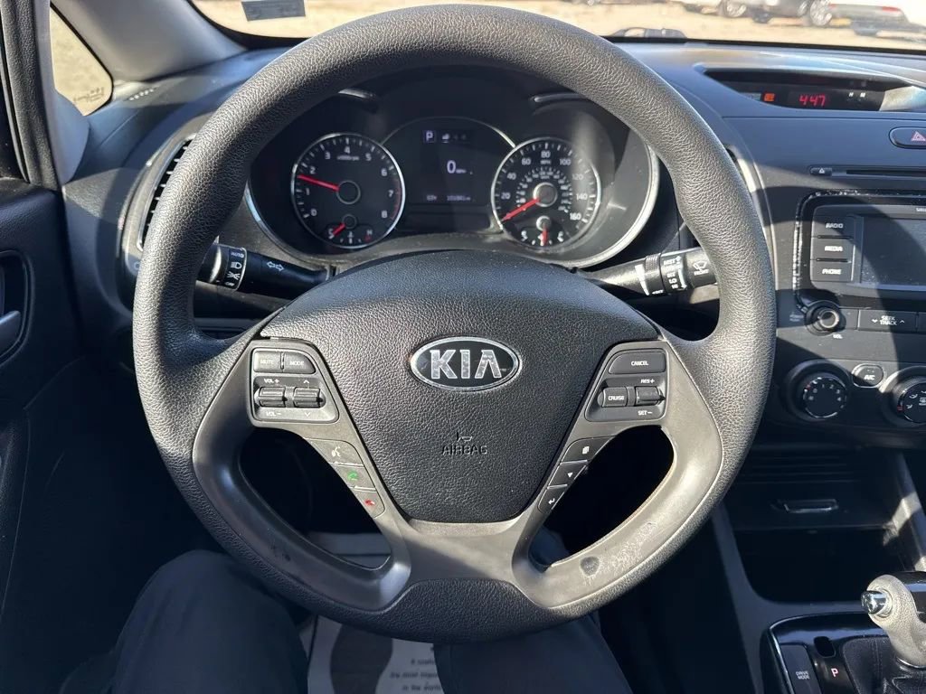 Used 2017 Kia Forte LX w/ LX Popular Package image 8