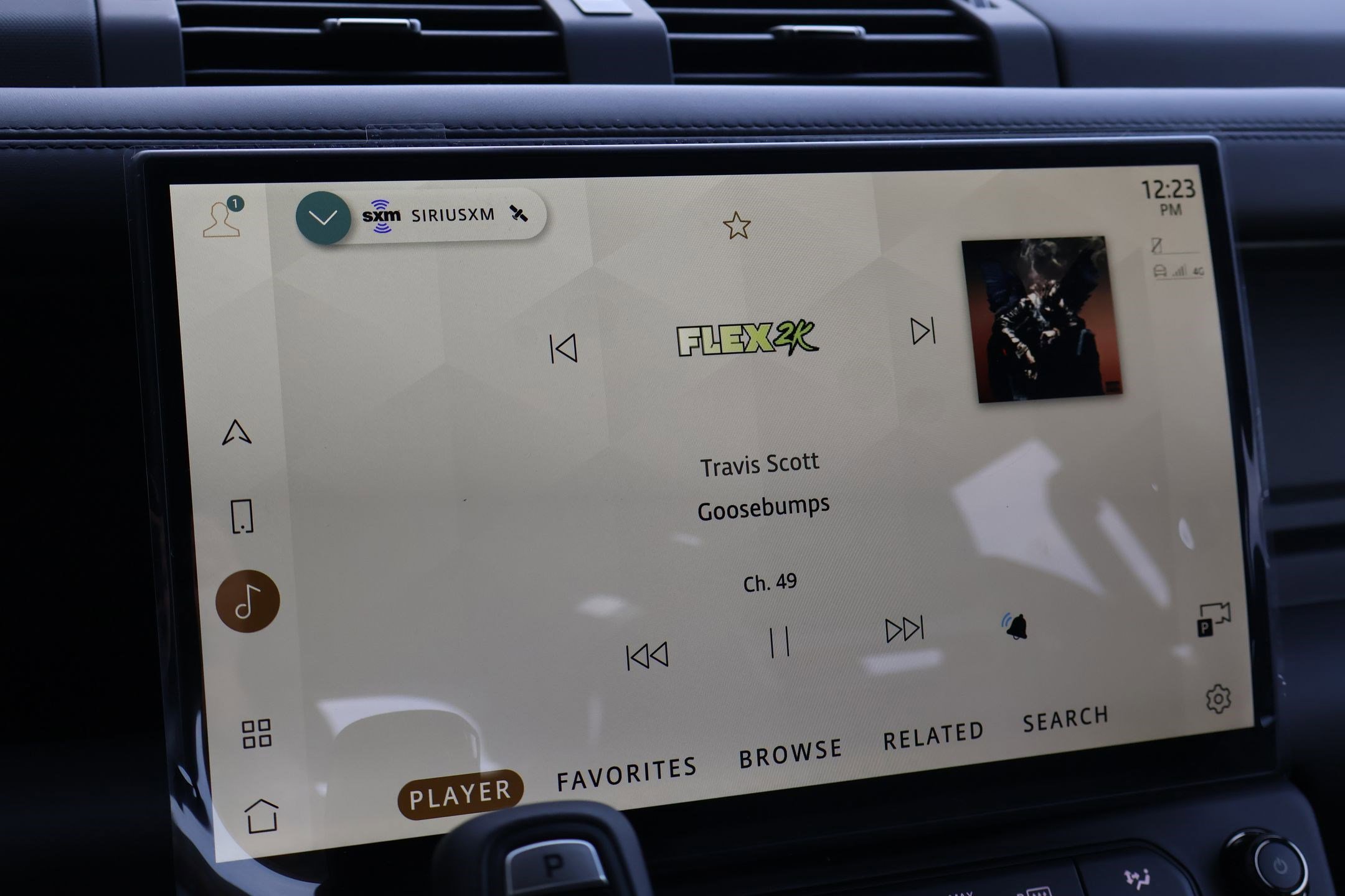 New 2026 Land Rover Defender 110 OCTA image 17